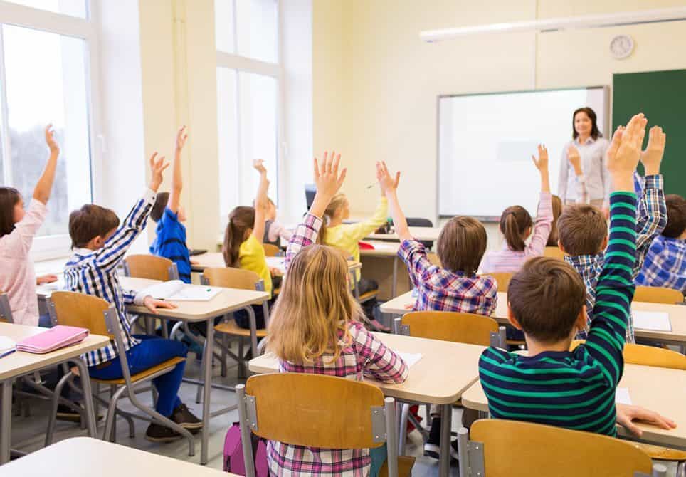 10 Challenges Deaf Students Face in the Classroom