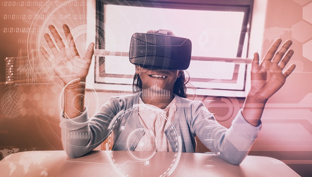 Exploring Immersive Learning: Virtual Reality in the Classroom