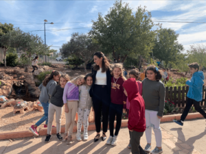 Hand in Hand: Exploring Bilingual, Multicultural PBL