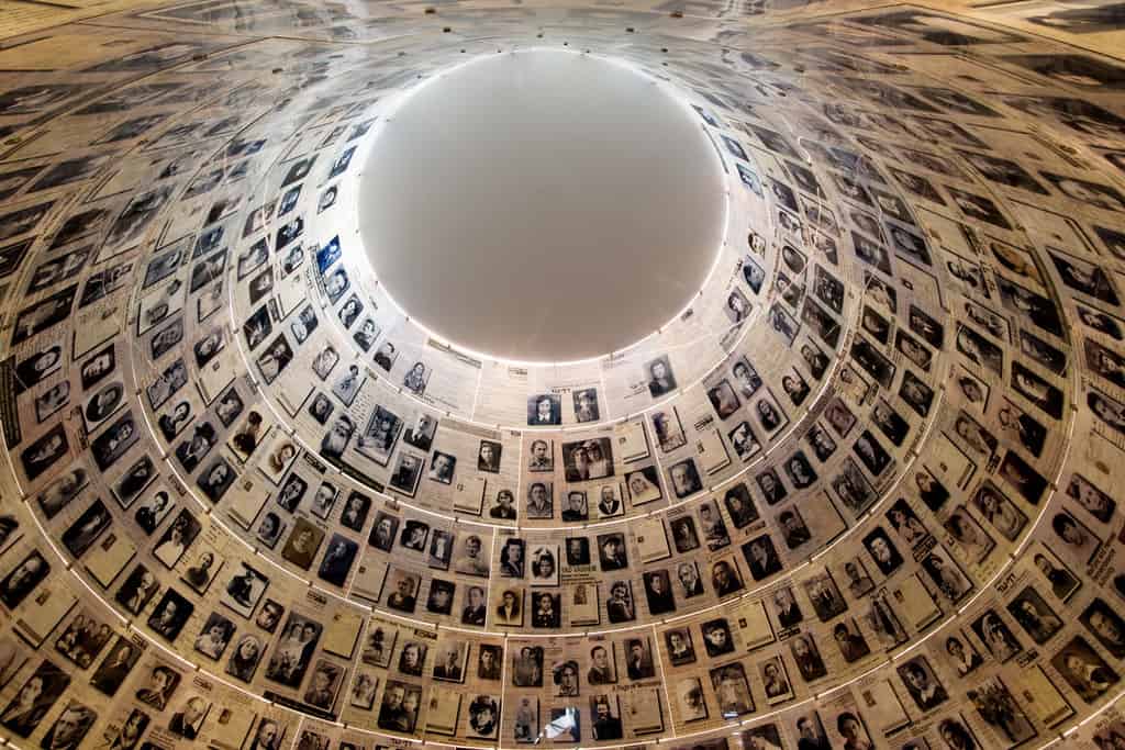 Yad Vashem Hall of Names